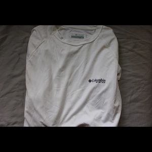 White, dri-fit Columbia fishing shirt